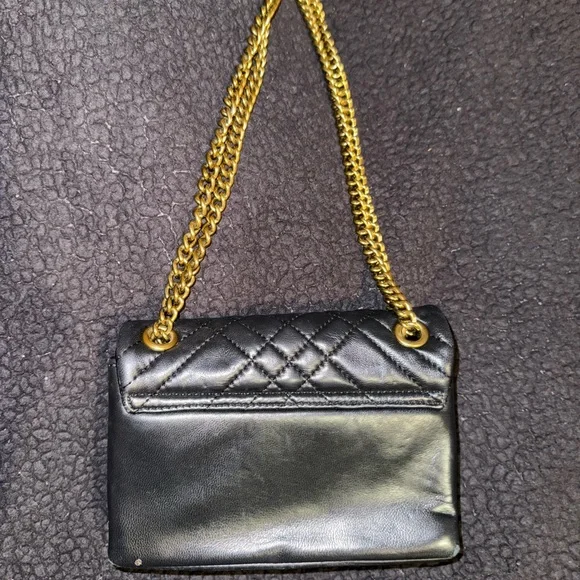Kurt Geiger Black and Gold Quilted Shoulder Bag - Picture 3 of 3